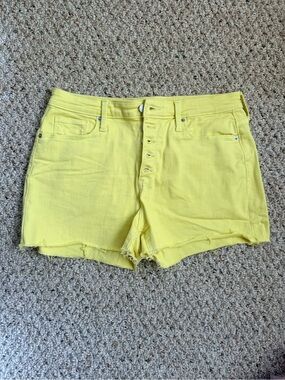 Universal Thread High Rise Yellow Denim Shorts | Raw Hem | Size 12